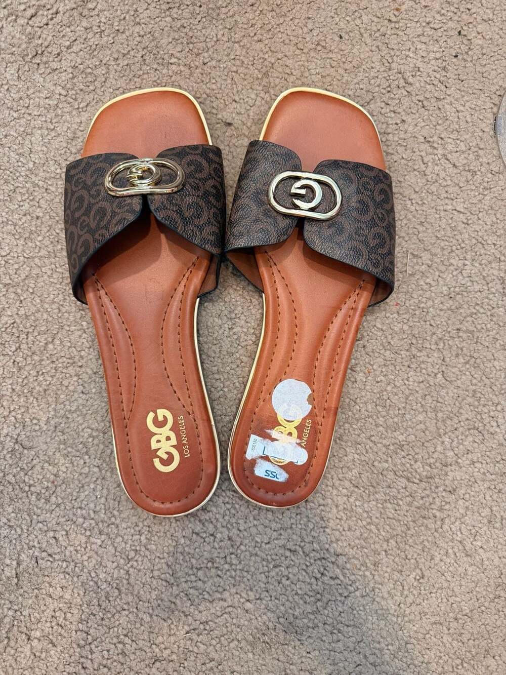 GBG Los Angeles Slide Sandals Size 8M Brown Monogram
